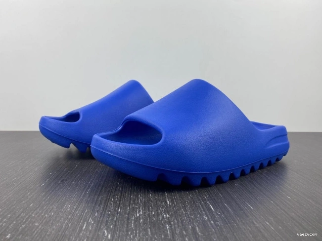 ID4133 Azure Slide Adidas Yeezy 1020